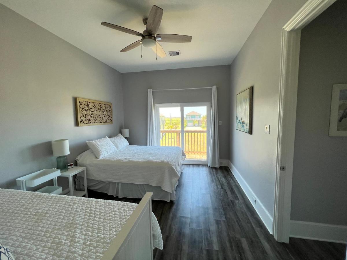 Sunny Catalina Villa Galveston Exterior photo