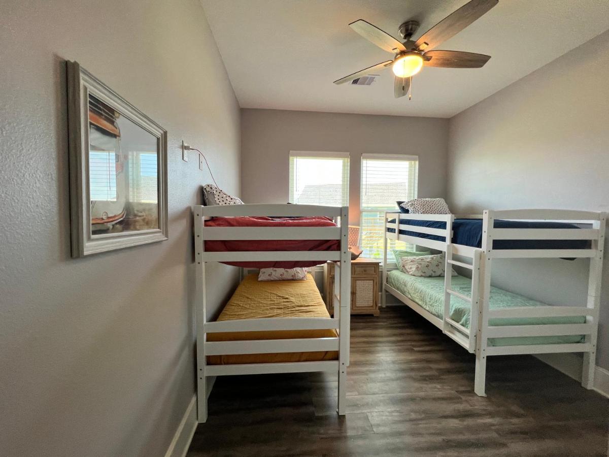 Sunny Catalina Villa Galveston Exterior photo